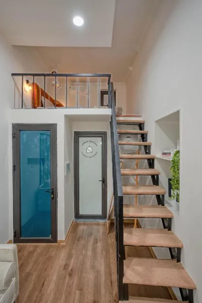 复式单间公寓 — ANNAM Homestay - NEAR TRAIN STREET